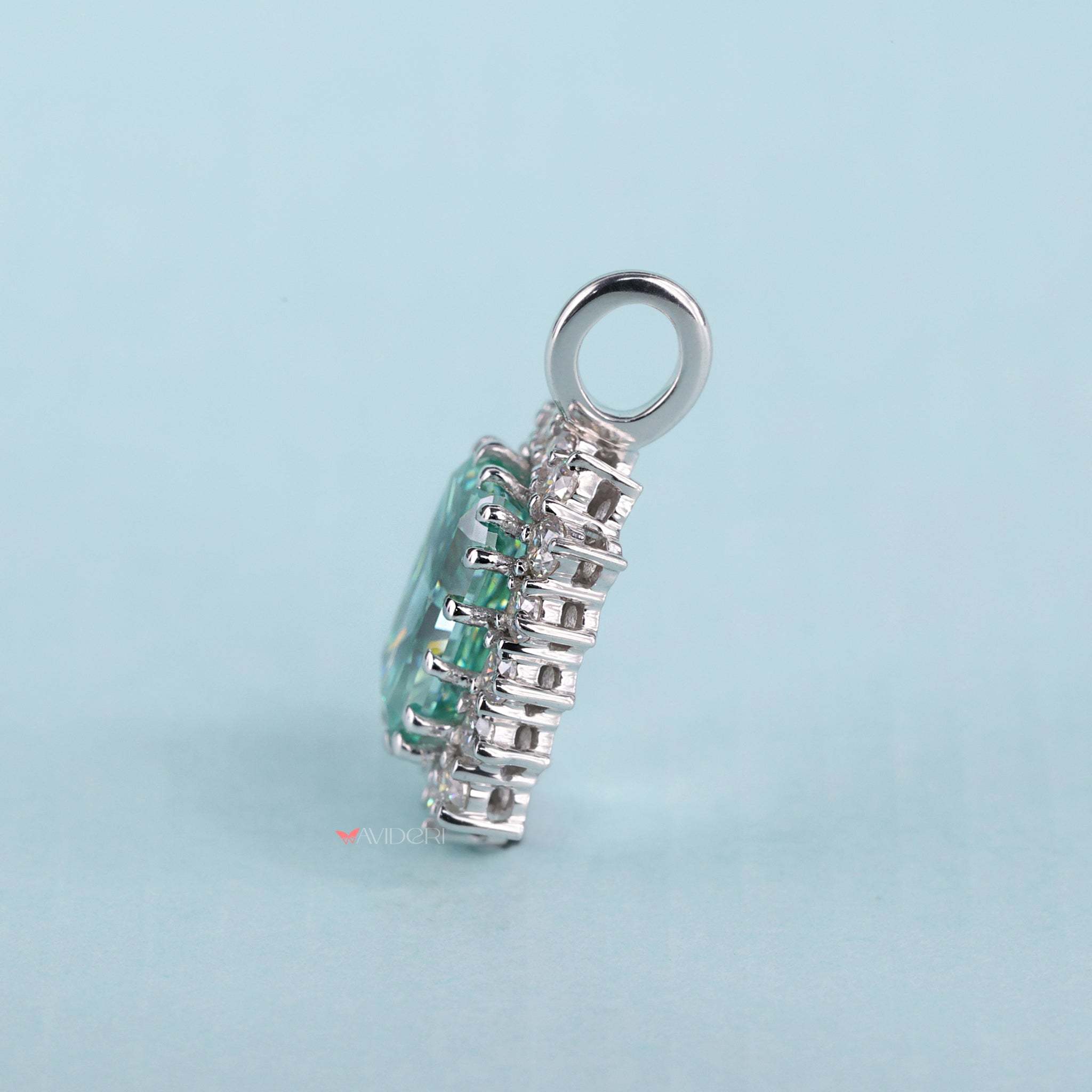 Gift for her includes a stunning pendant that she will cherish forever.