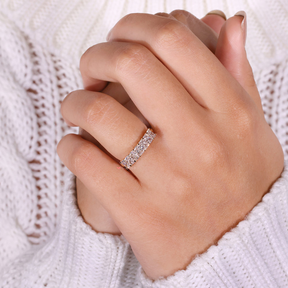 Sophisticated seven stone wedding band with high-quality diamonds for a perfect fit.
