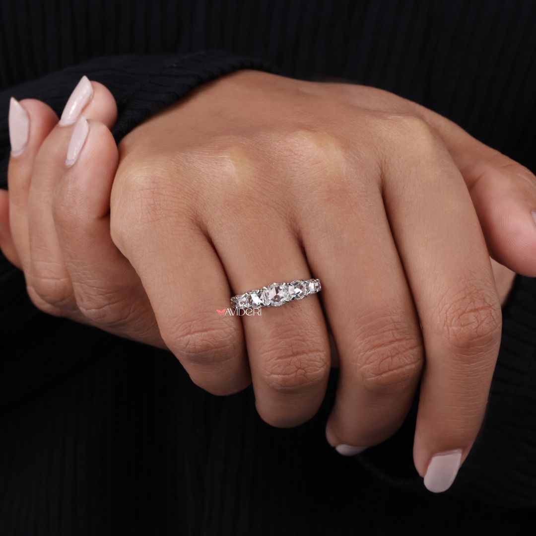 White gold wedding band offers a polished shine and elegant finish.
