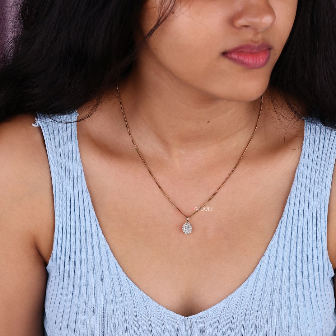 Cluster pendant with a unique and stylish design.