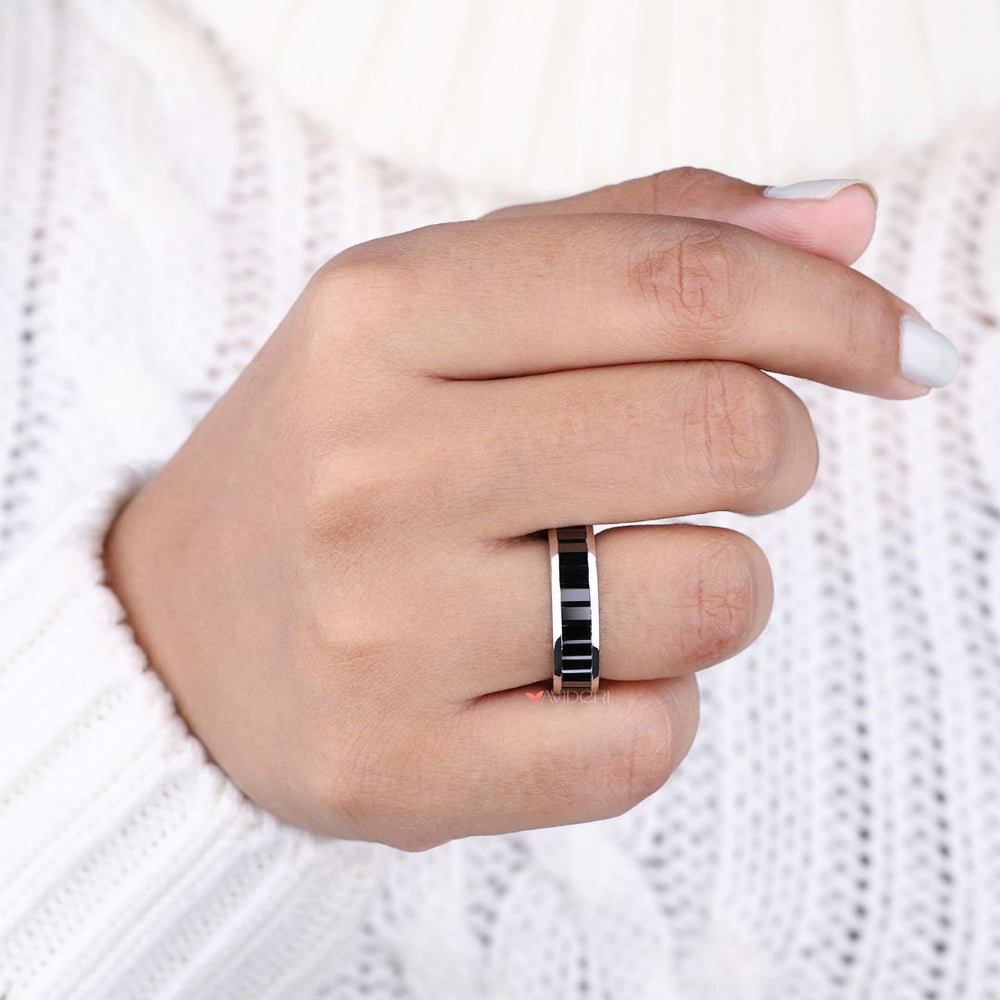 Classic white gold band with baguette diamonds for a modern look.
