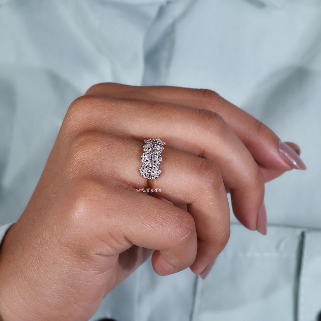 Half eternity band featuring IGI certified diamonds.