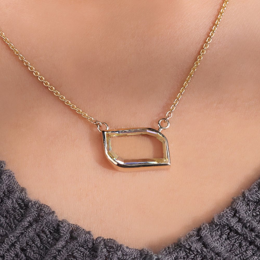 Antique portrait pendant showcases vintage beauty with fine craftsmanship.