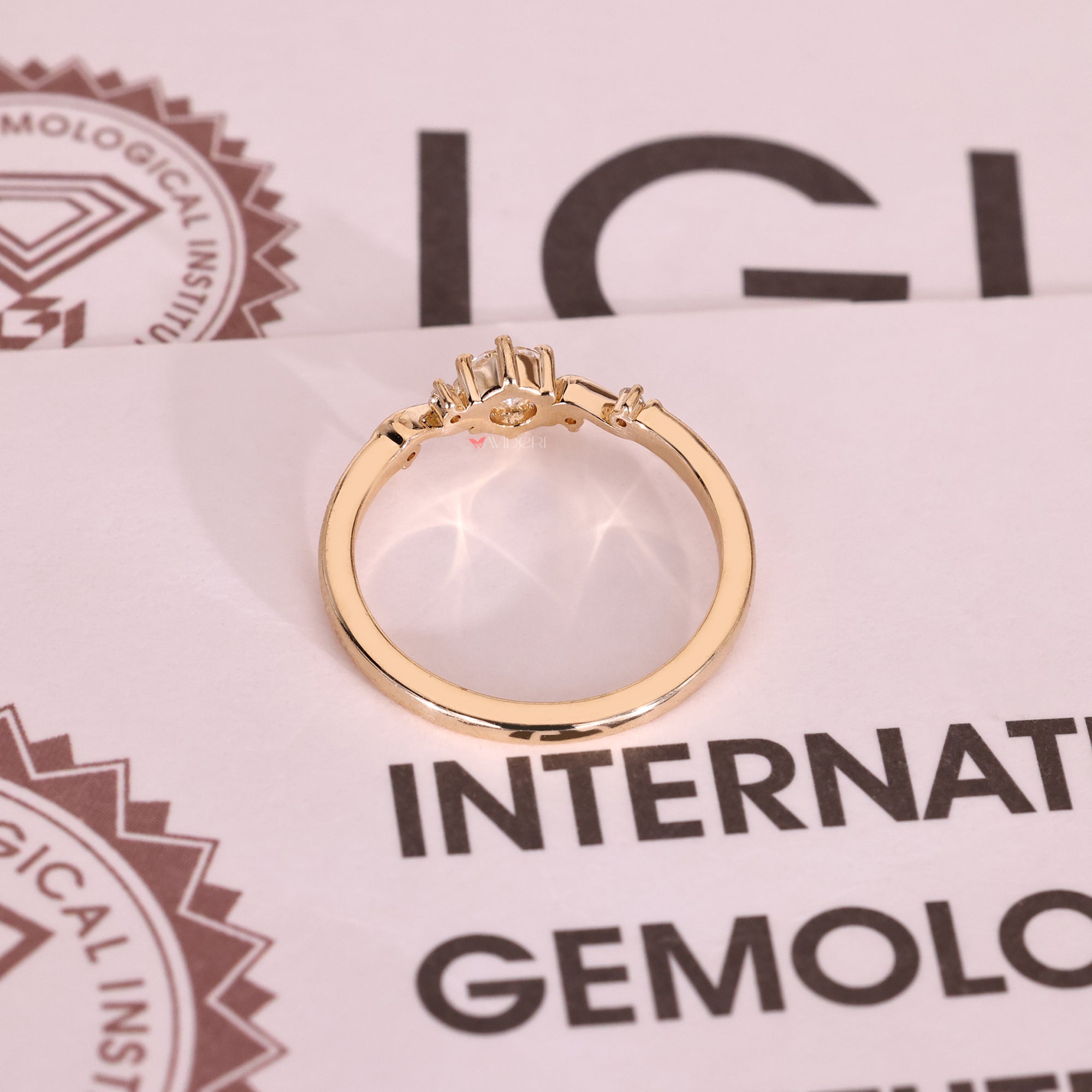 Lab grown Round Diamond Engagement Ring.
