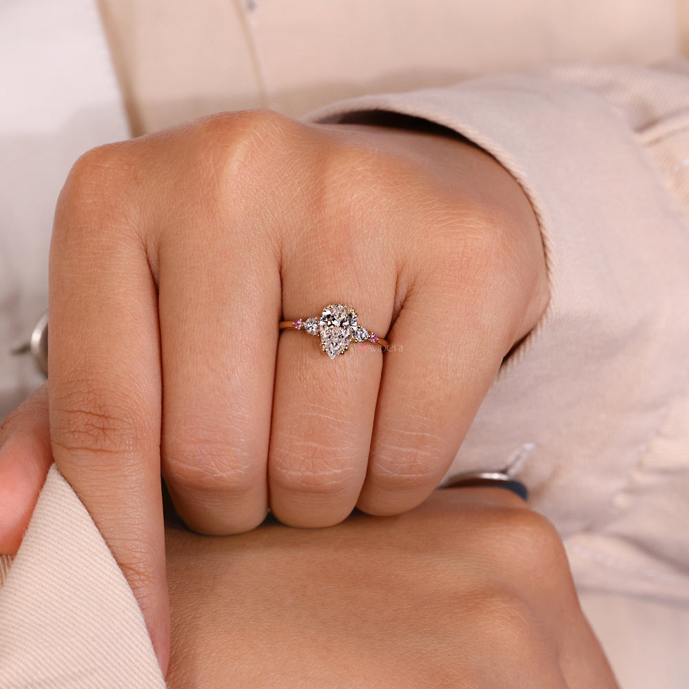 Beautiful side stone round diamond ring for a dazzling touch of luxury.
