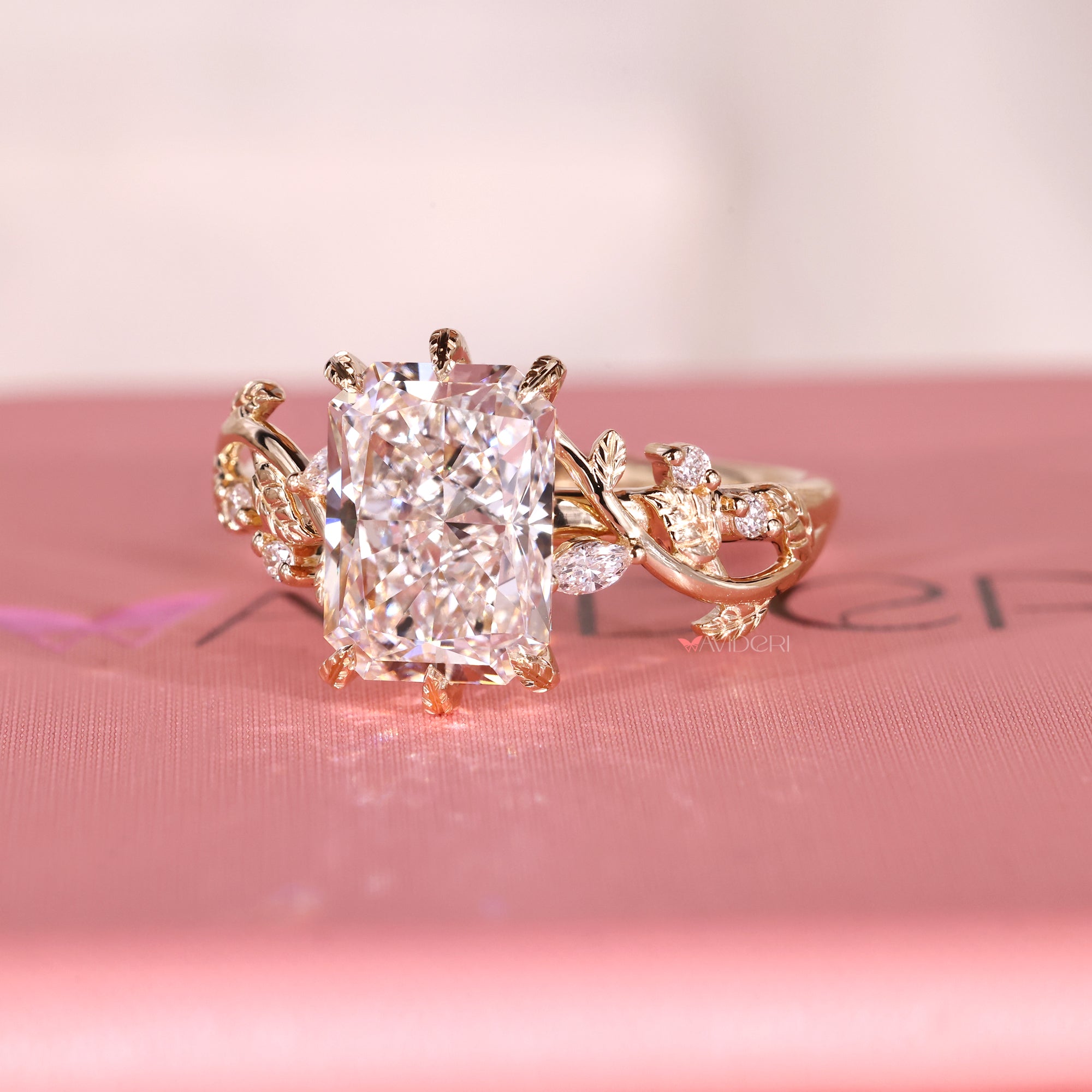 IGI certified on avideri engagement ring.
