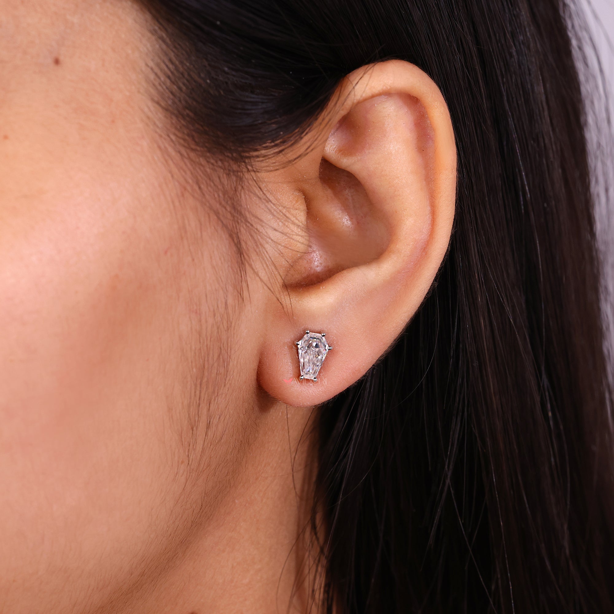 Wedding gifts for women, featuring handcrafted Coffin Cut Moissanite earrings.