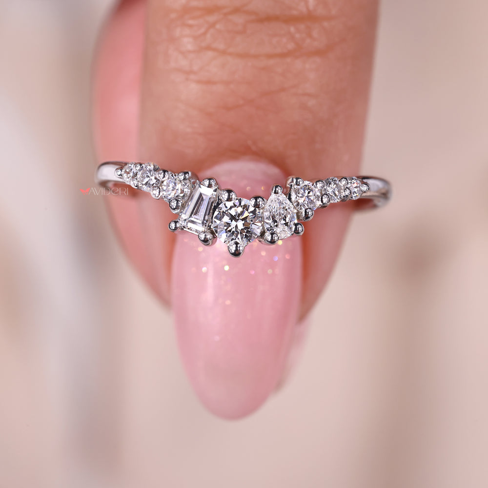 The tapered baguette cut band features sharp, clean lines.