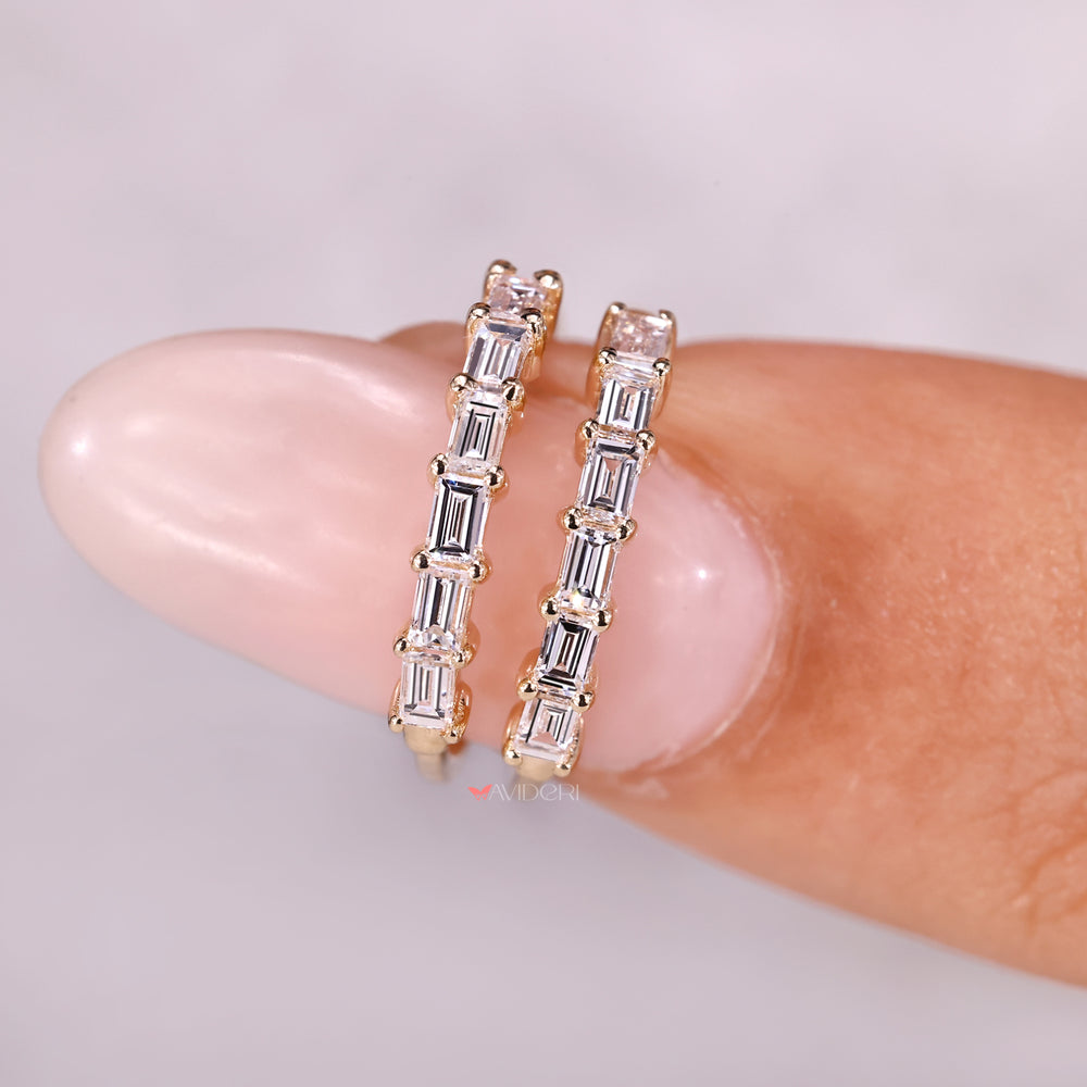 Lab-grown diamond hoop earrings in gold
