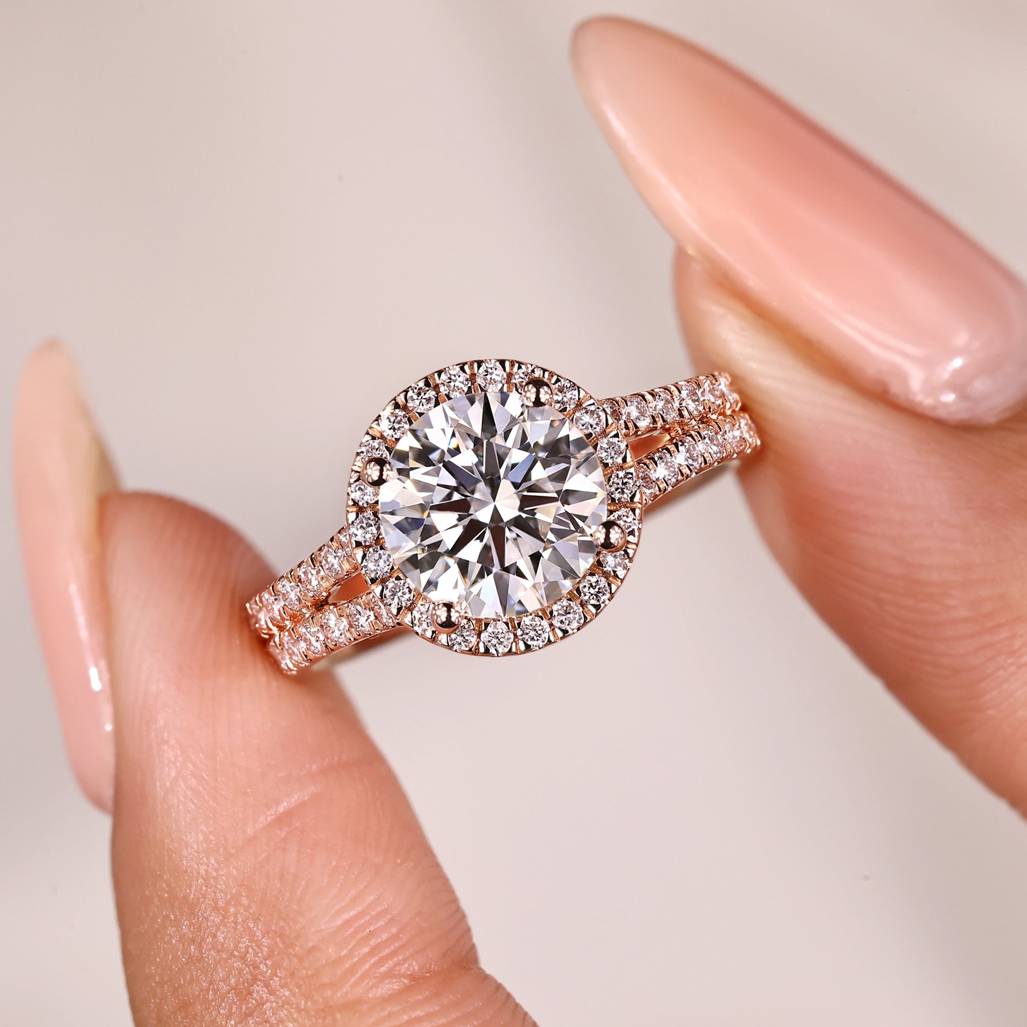 IGI certified round cut diamond halo ring.
