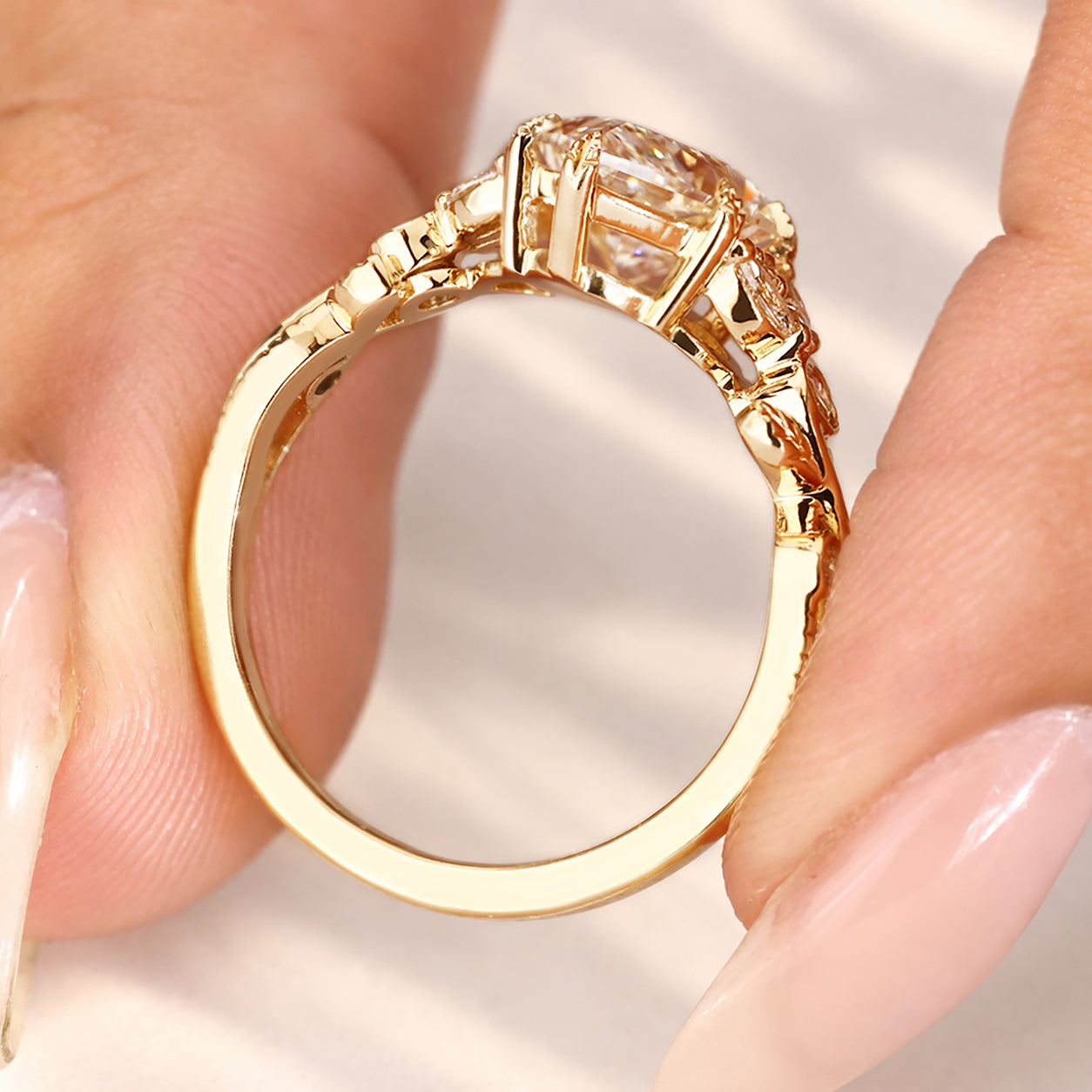 IGI certified Dutch marquise diamond ring.
