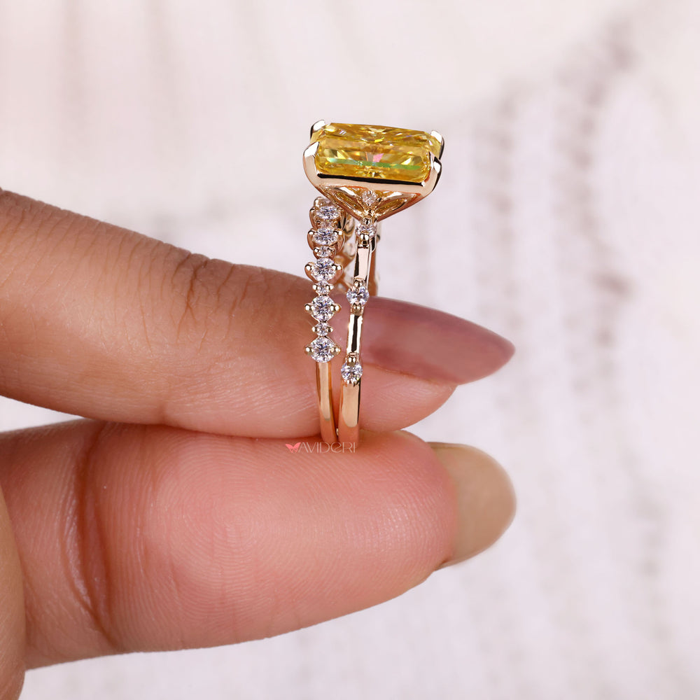 Half Eternity Wedding Band provides a continuous sparkle around your finger.