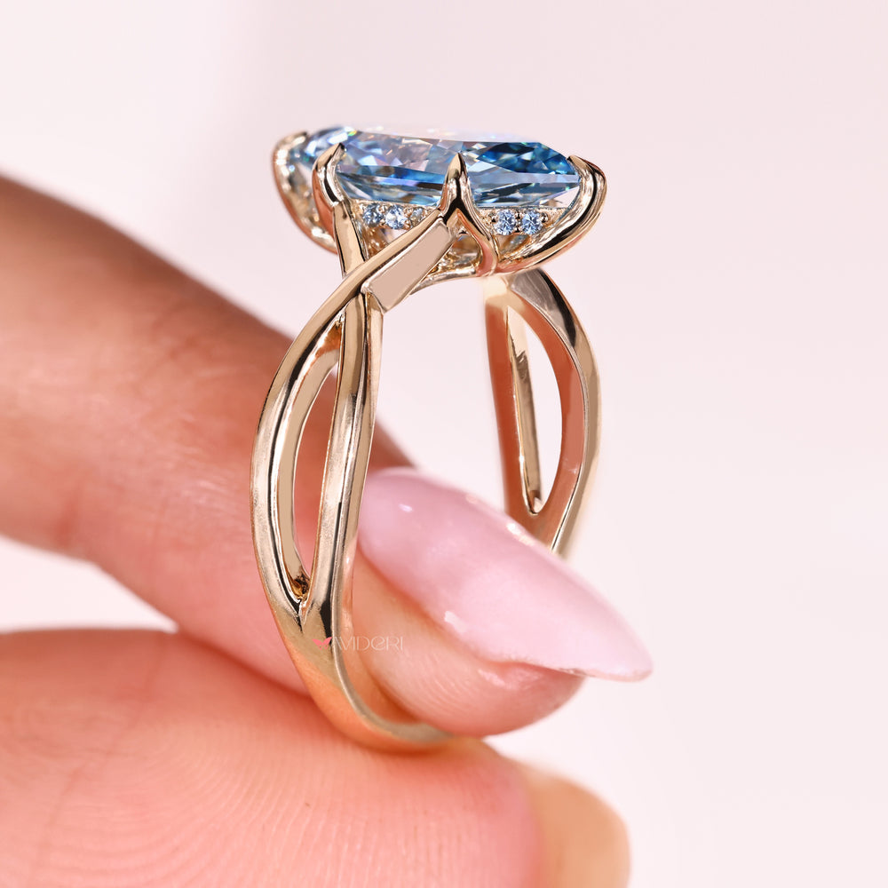 Dutch marquise ring with round hidden halo.

