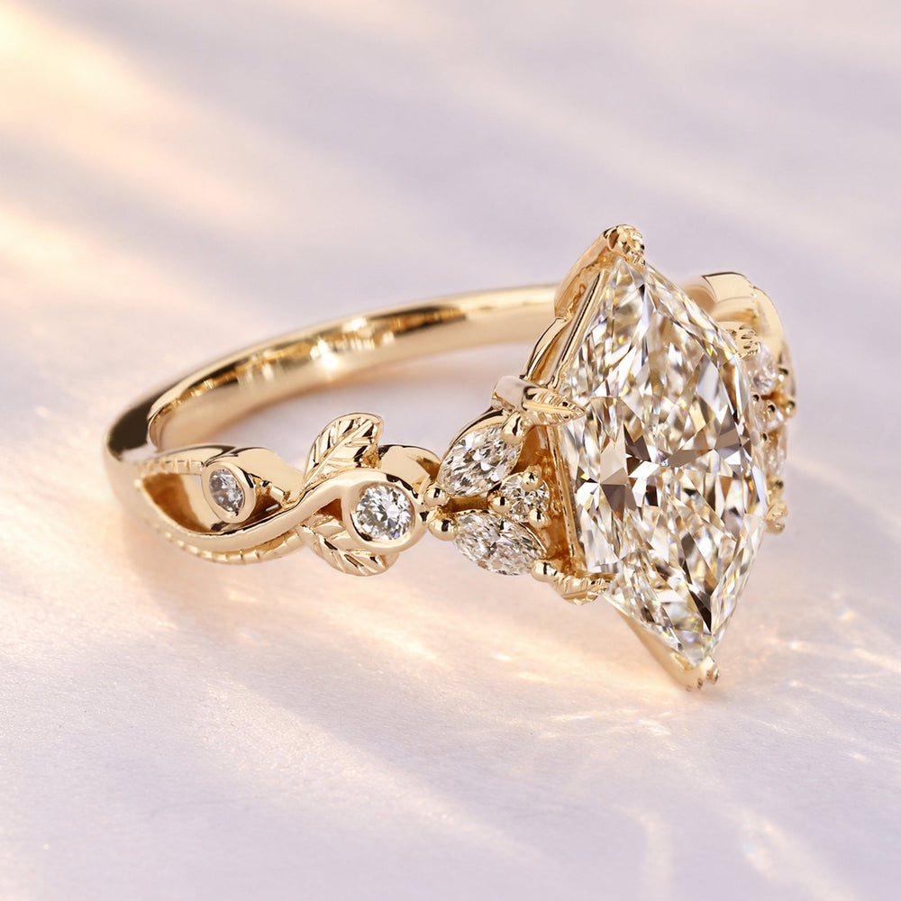 Dutch marquise ring with round and marquise stones.
