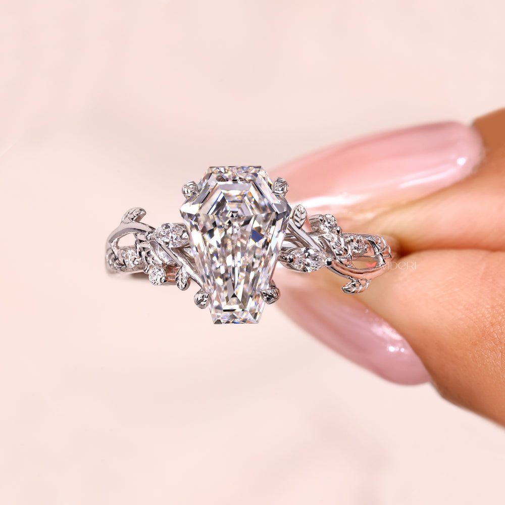 Buy engagement ring with filigree ring.
