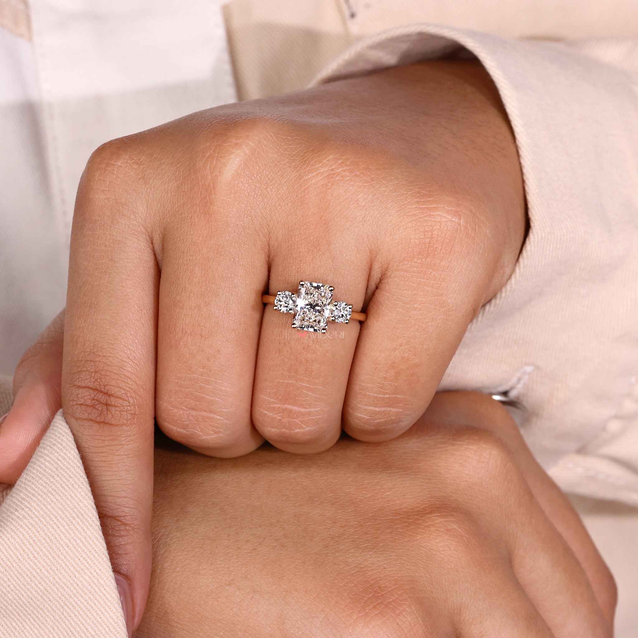 Round brilliant cut diamond ring in a sleek setting
