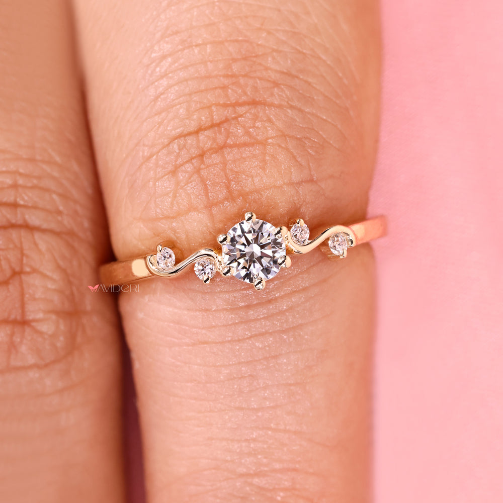 Round Diamond Engagement Ring handmade.
