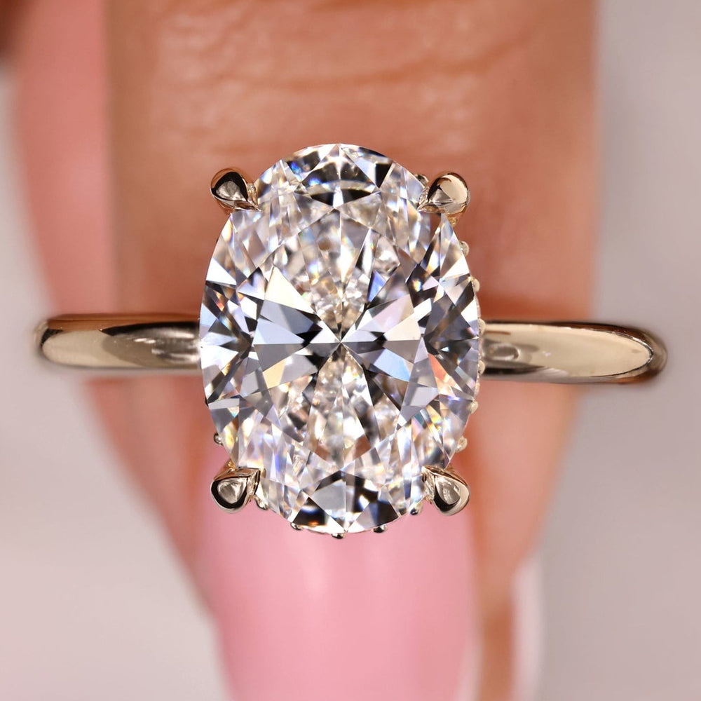 Oval engagement ring featuring an elegant oval shaped engagement ring design.
