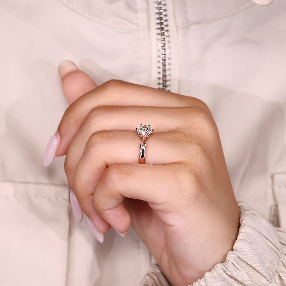 Lab grown Portuguese diamond ring IGI certified.
