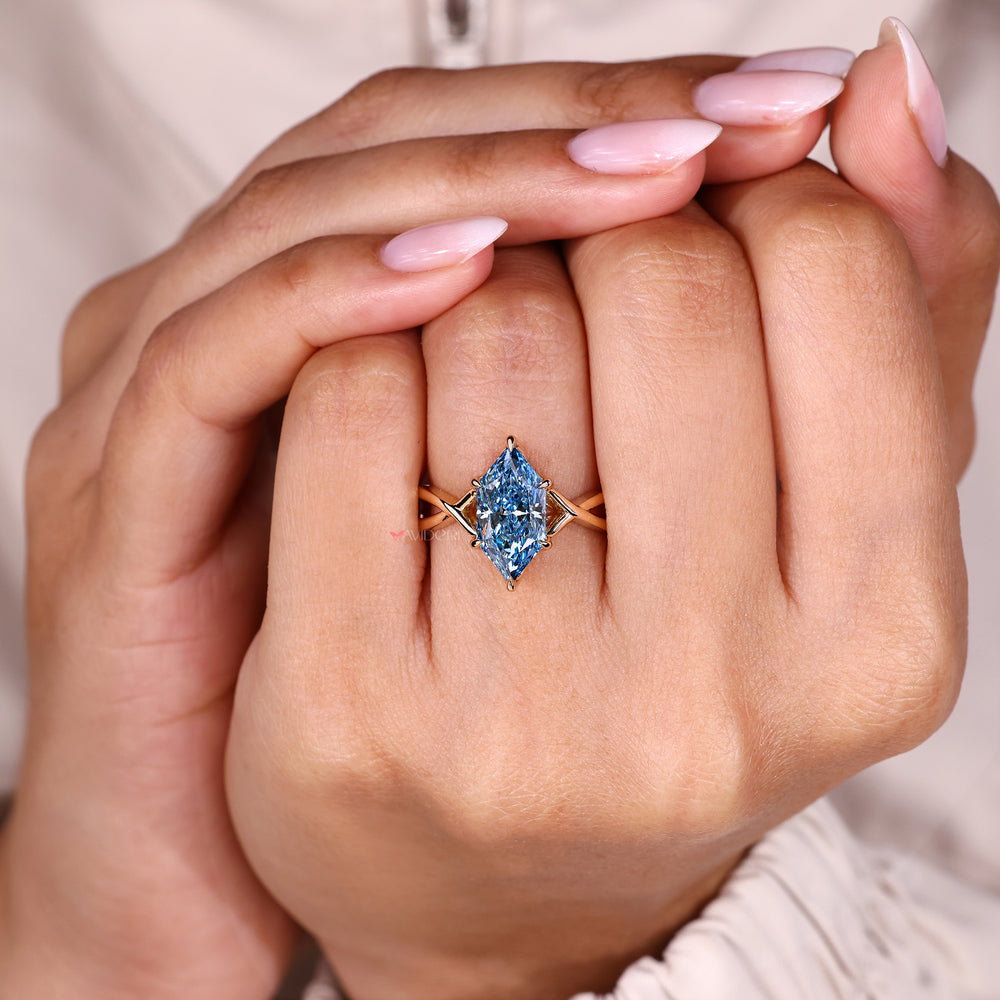 Lab grown blue diamond ring IGI certified.
