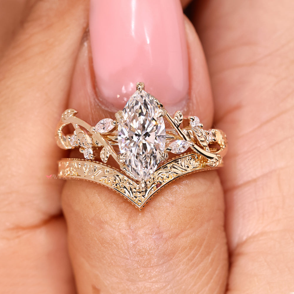 Vintage style marquise ring with matching V shape band
