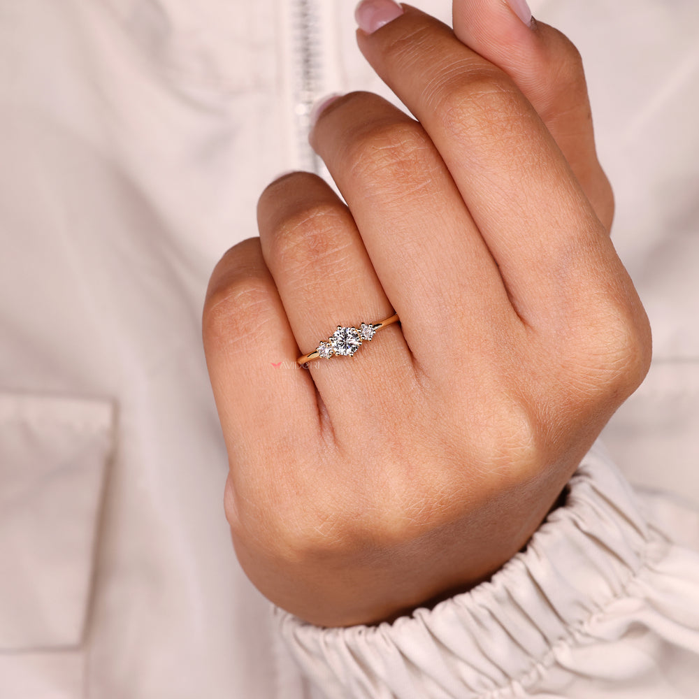 Three stone round diamond ring handmade style.
