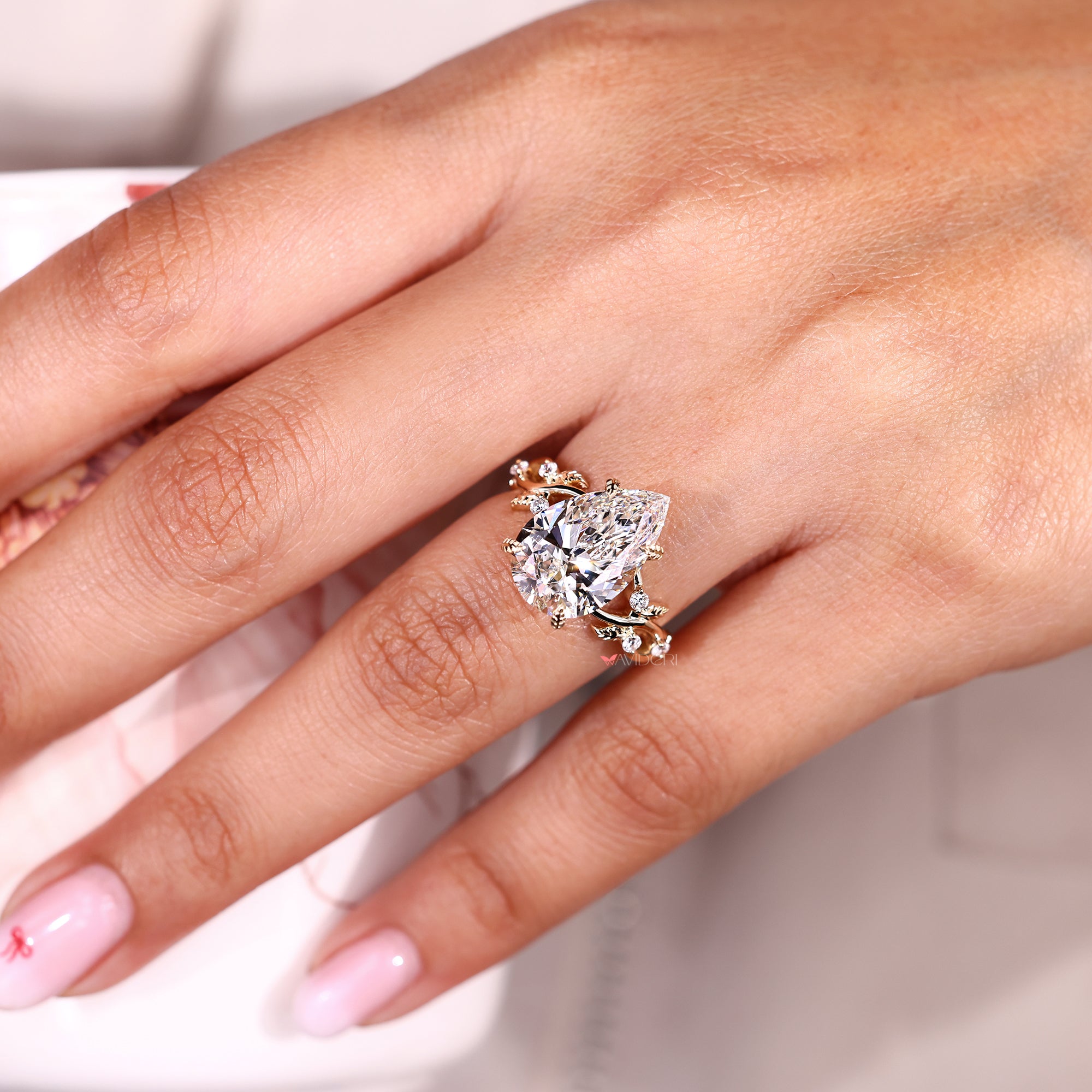 V shaped chevron wedding band with curvy design.