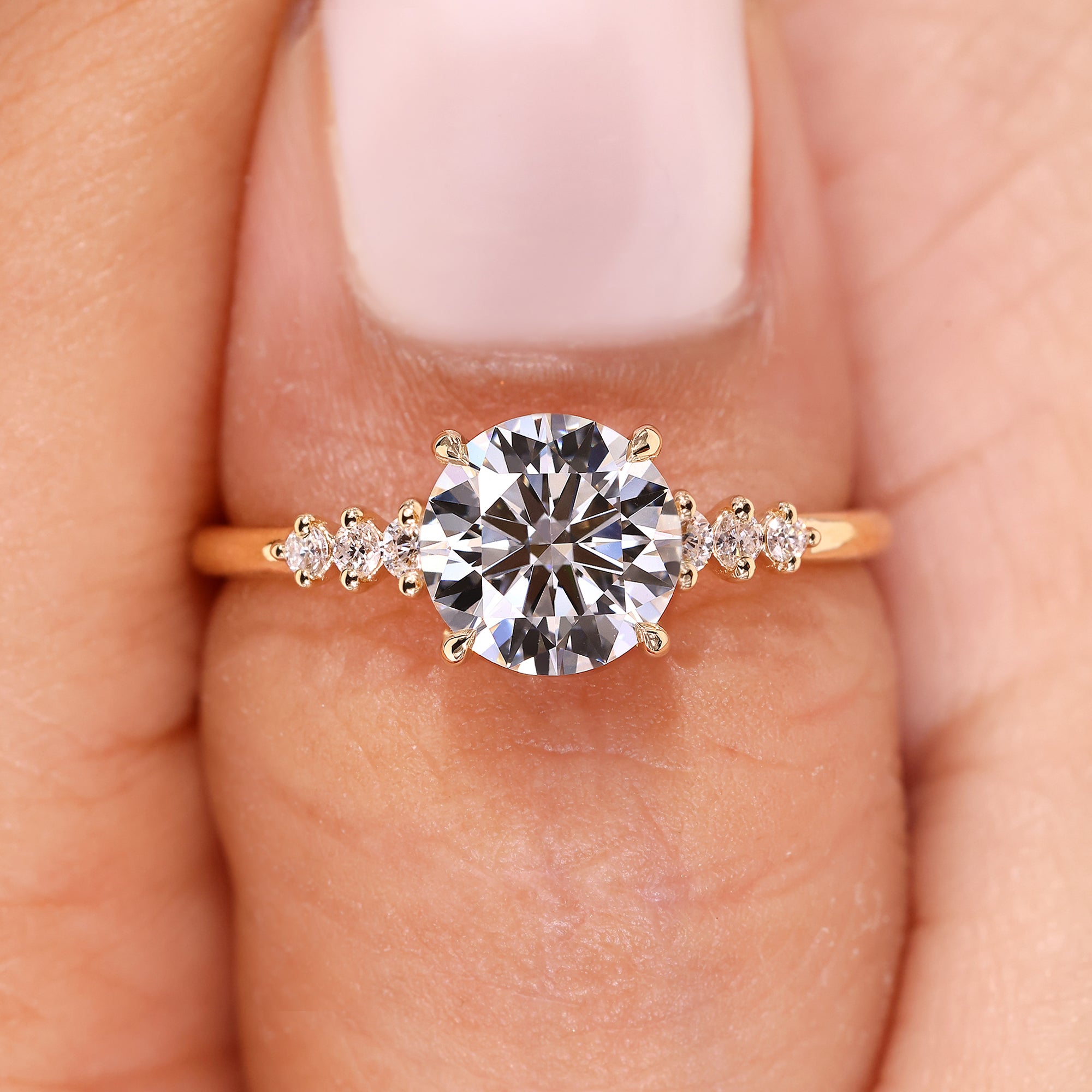 Buy custom round diamond ring for engagement.