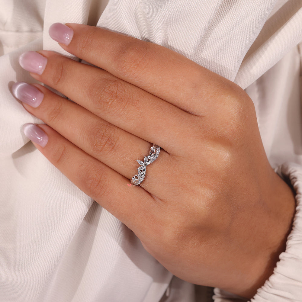 Diamond wedding band with a row of sparkling diamonds, perfect for any occasion.