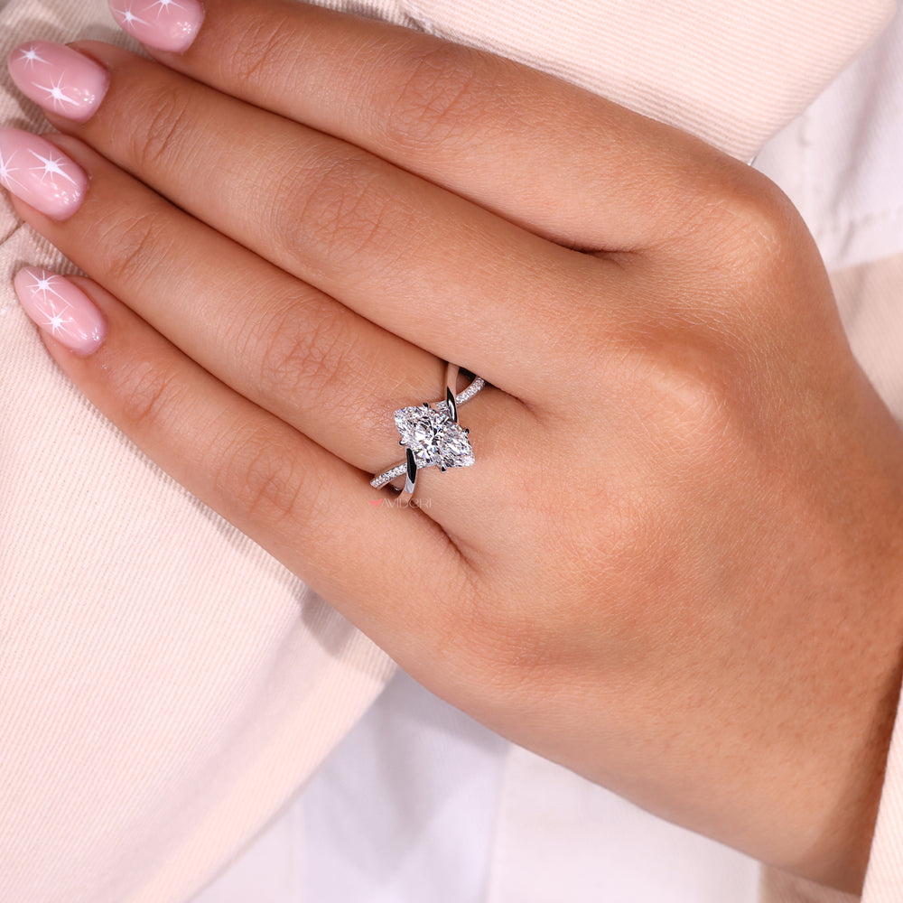 Prong setting showcasing a marquise diamond for maximum brilliance
