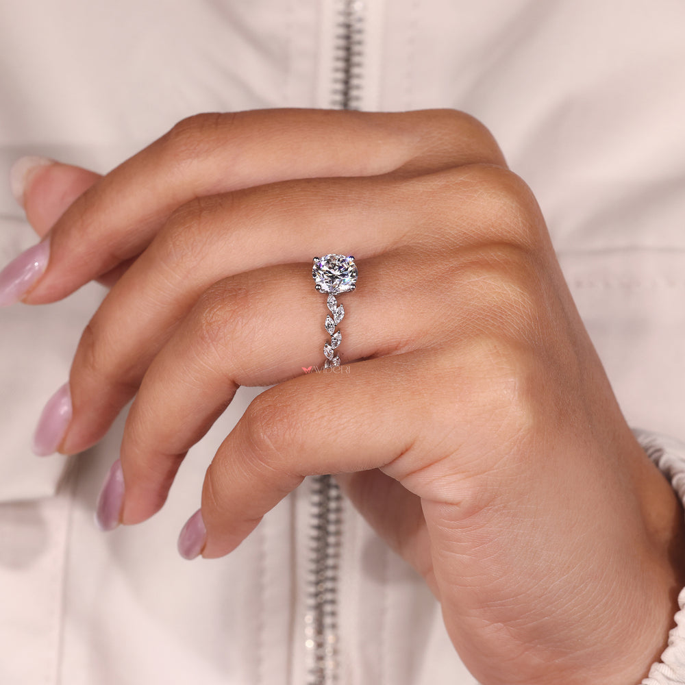 Custom engagement ring with a round diamond, tailored for a personalized touch.
