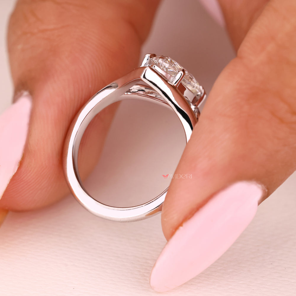 IGI certified marquise ring with solitaire style and prongs

