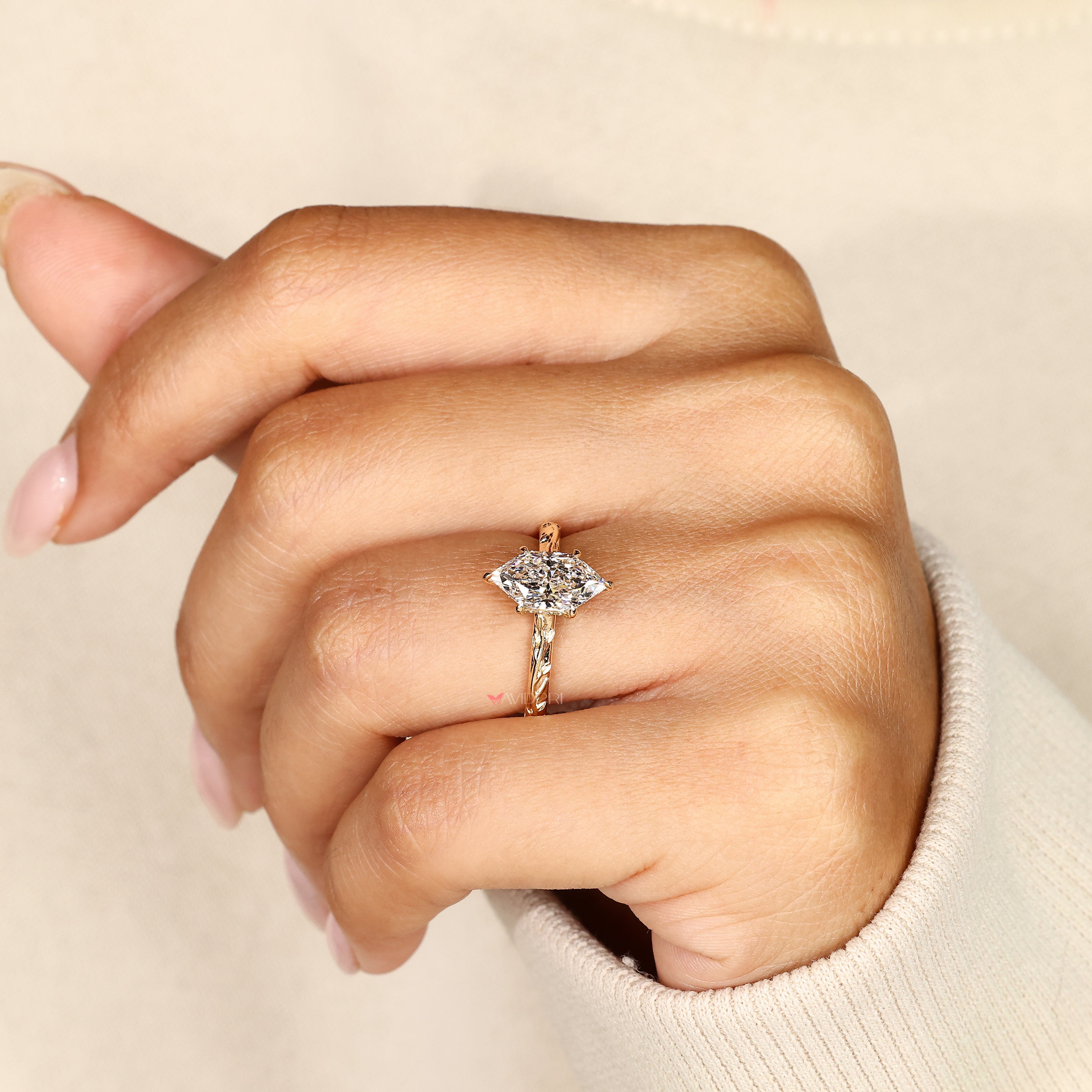 Dutch marquise ring with milgrain detailing.
