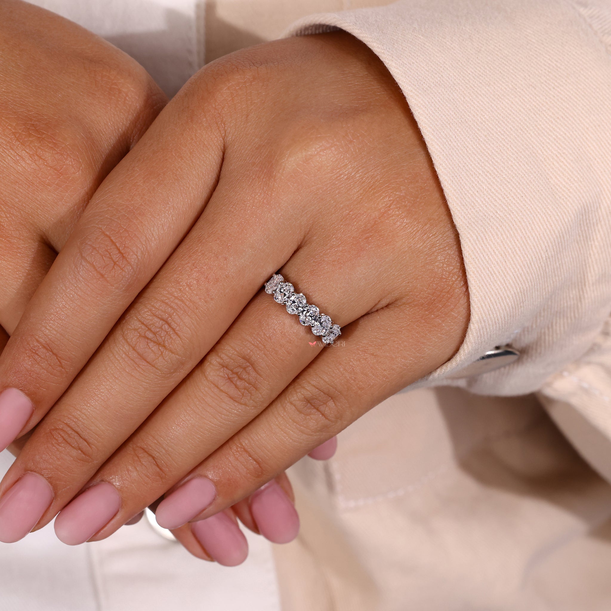 Matching wedding band designed for engagement rings with six stones
