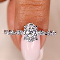 Oval Diamond Engagement Ring – White Gold