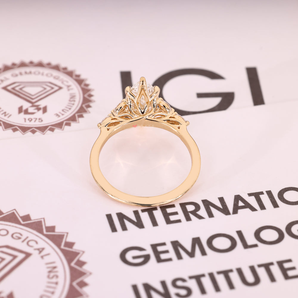 Handmade marquise diamond ring by Avideri.
