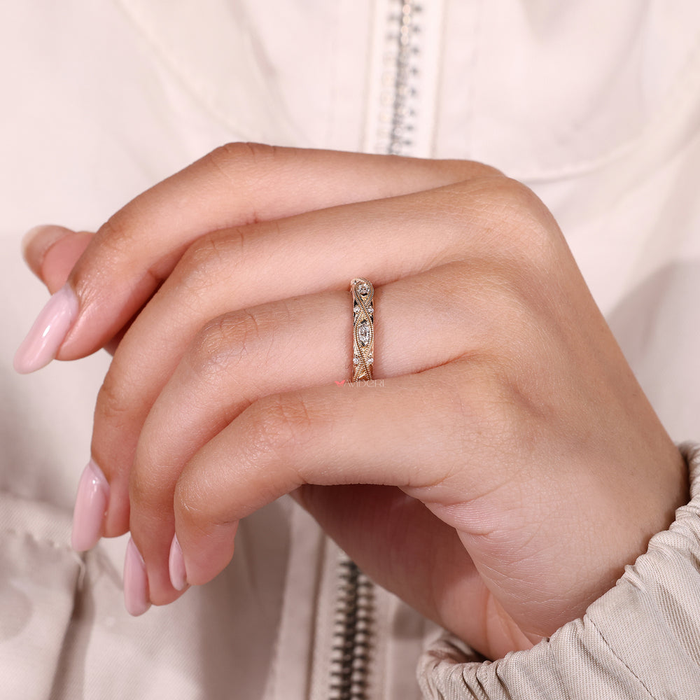 Full eternity diamond band handmade style.
