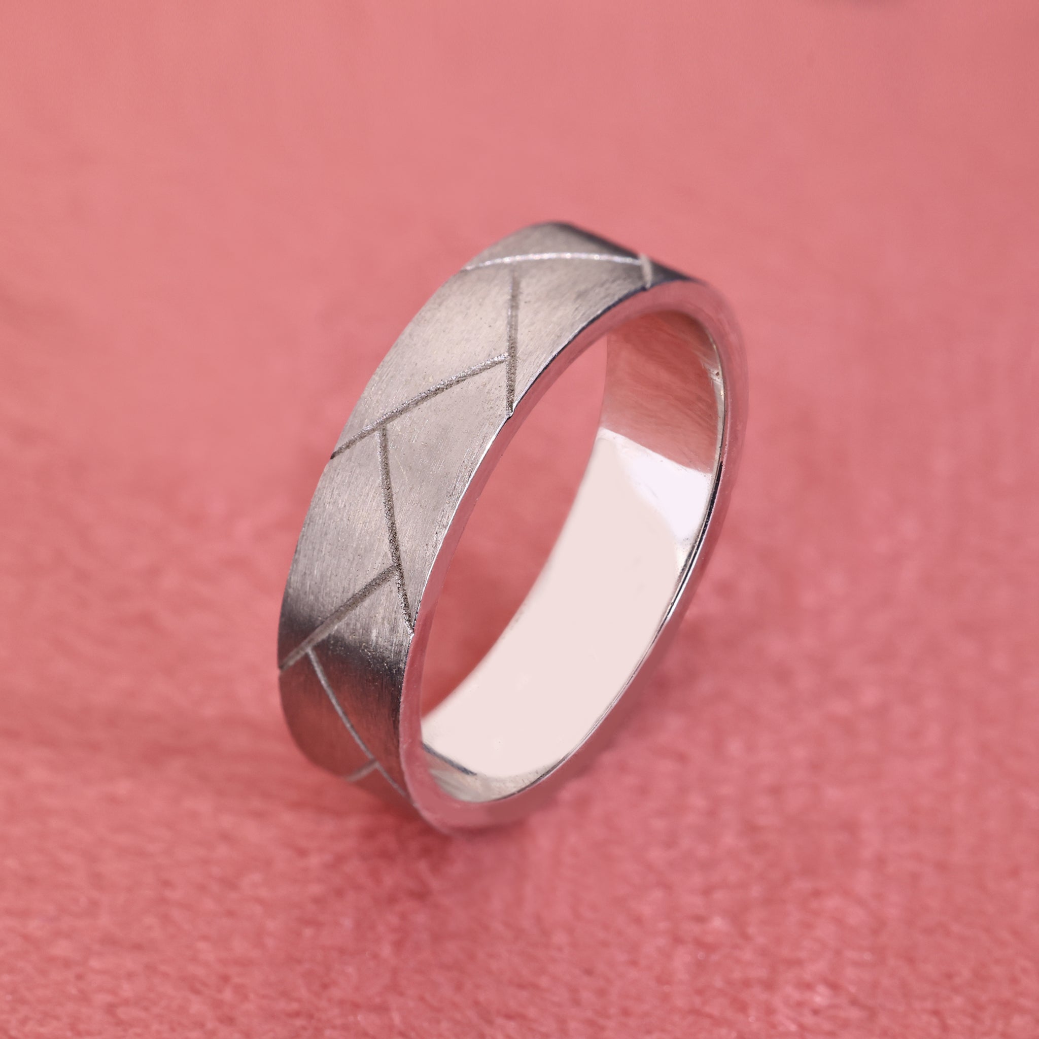 Wedding bands for men bring bold design with lasting meaning.
