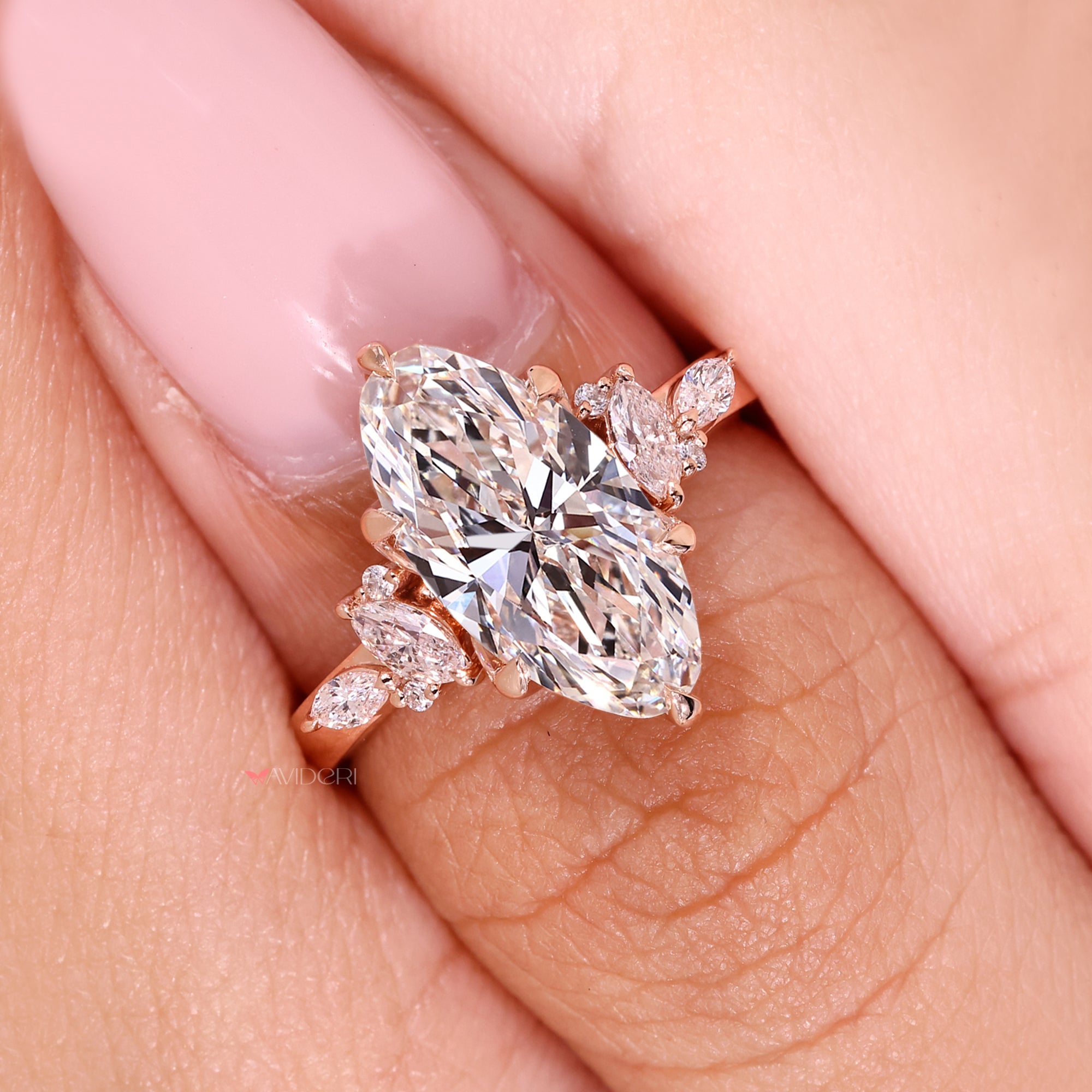 Avideri moval diamond engagement ring design.
