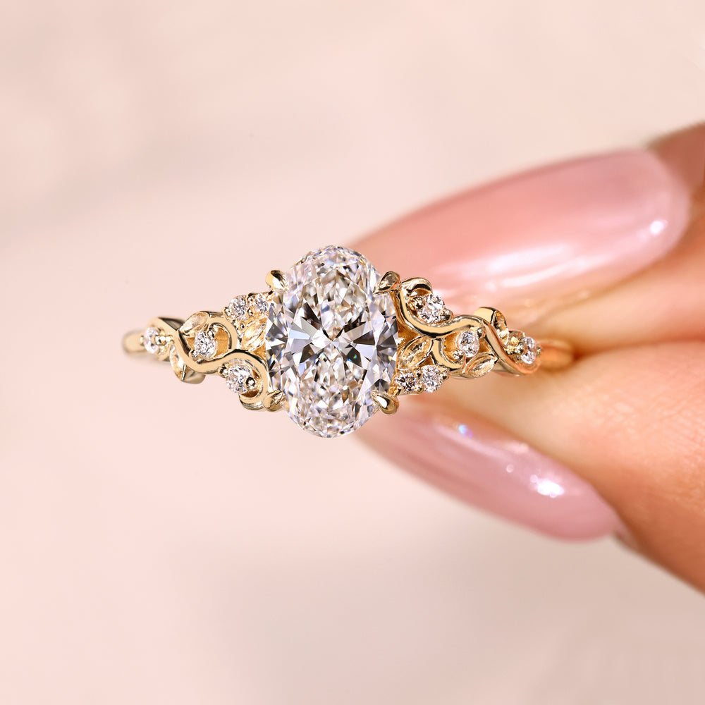 Nature style oval diamond ring handmade.
