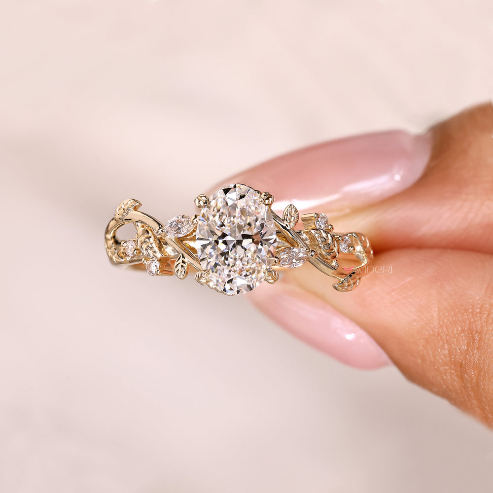 IGI certified oval diamond ring handmade.
