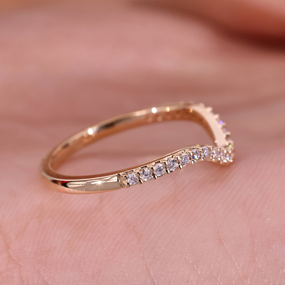Stunning round cut diamond wedding band with exceptional sparkle and shine.
