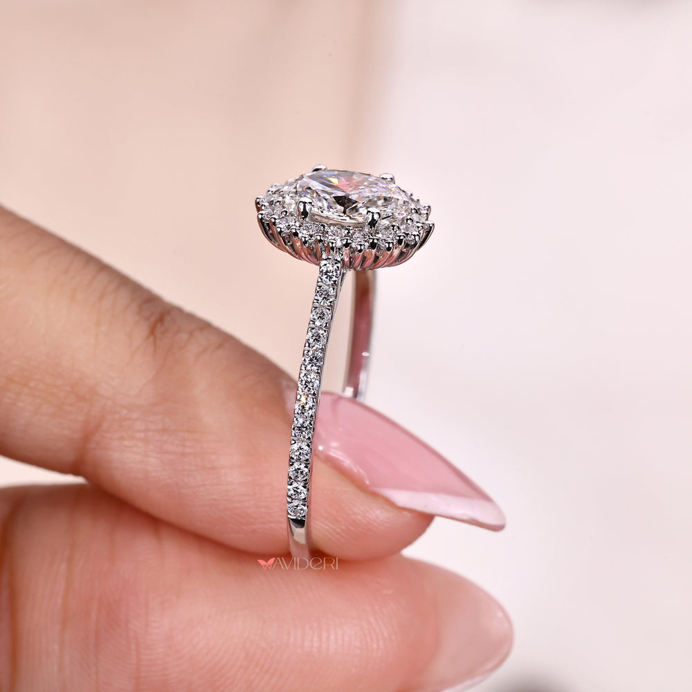 Lab grown diamond ring combining sustainability and brilliance
