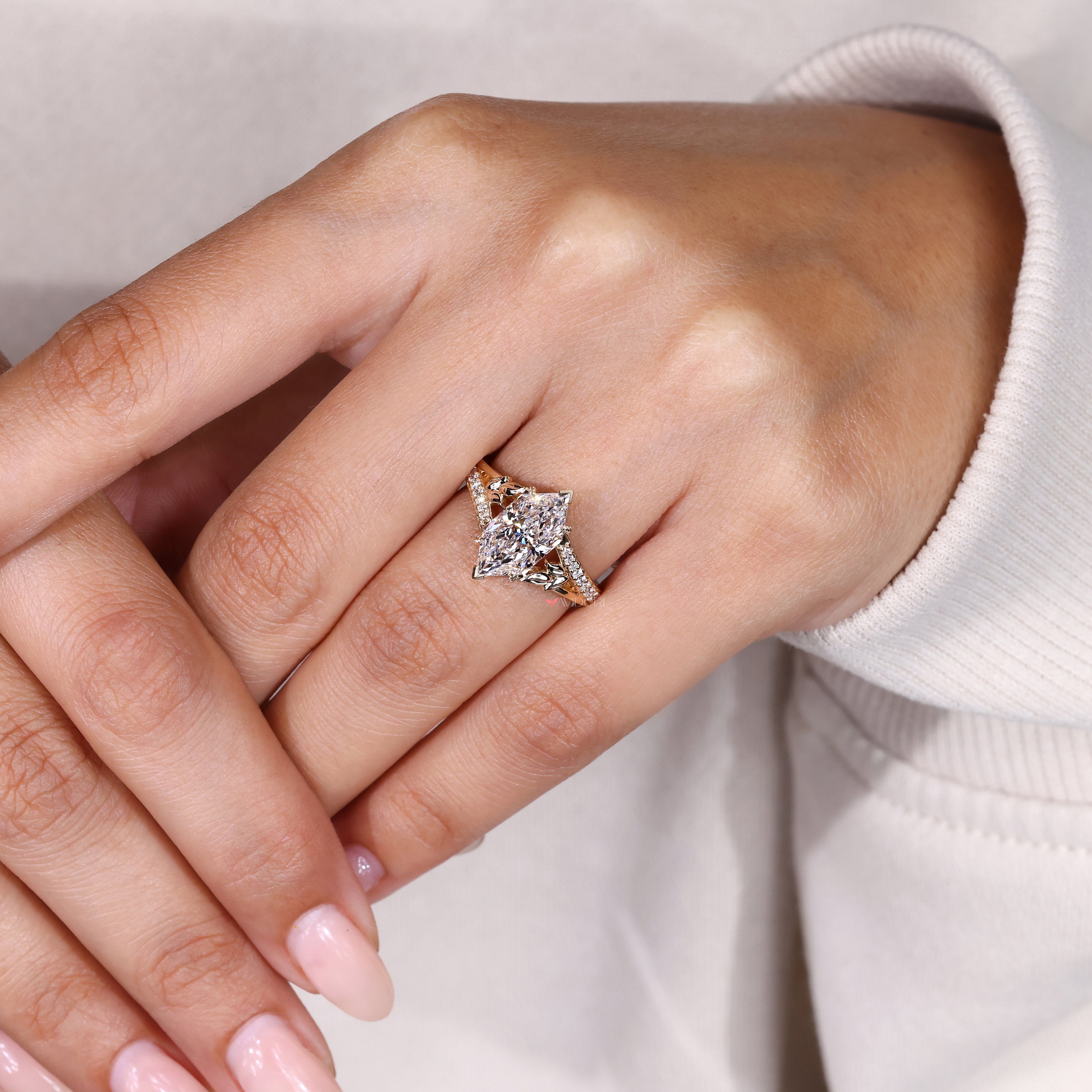 Nature inspired Dutch marquise diamond ring.
