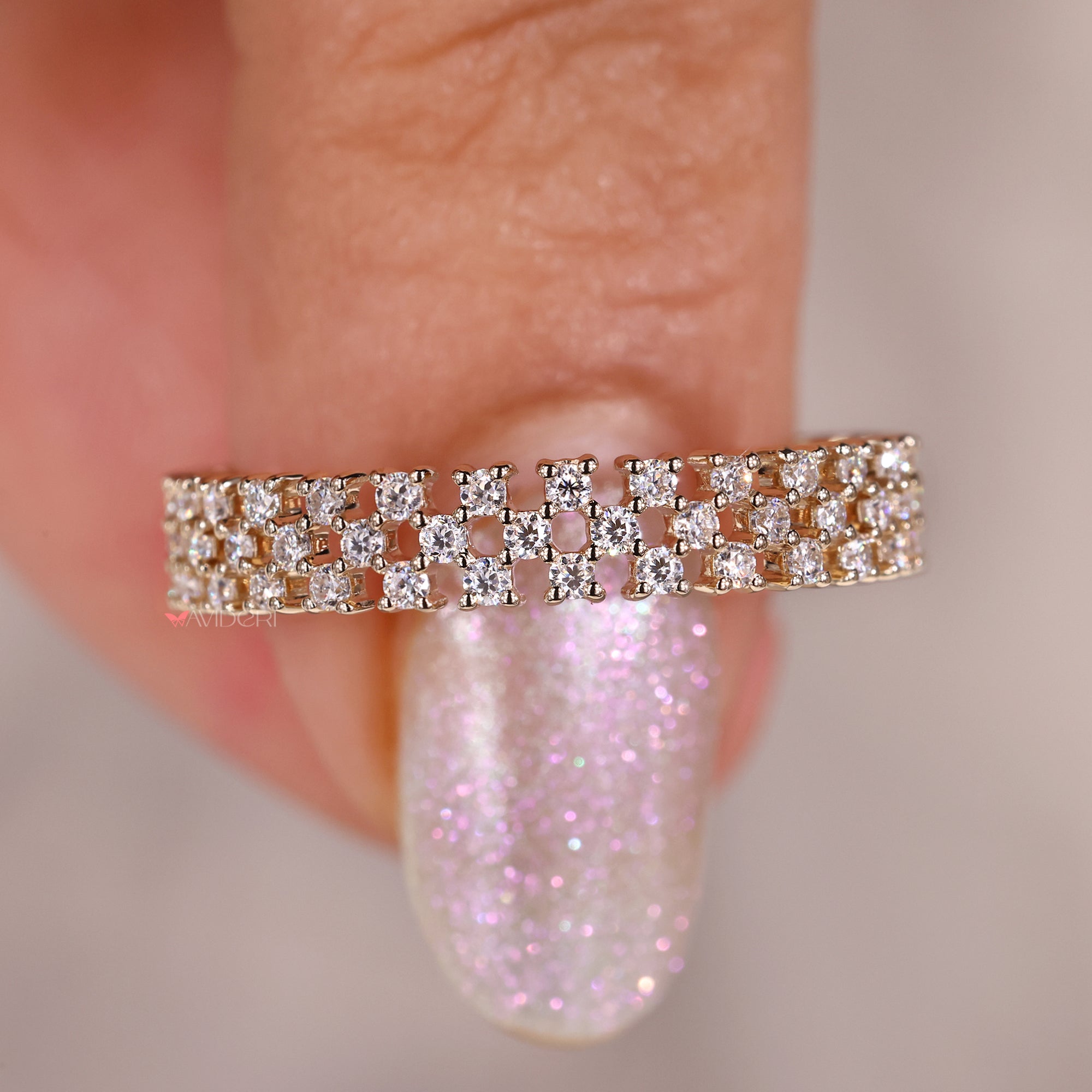 Simple yet elegant full eternity wedding band.