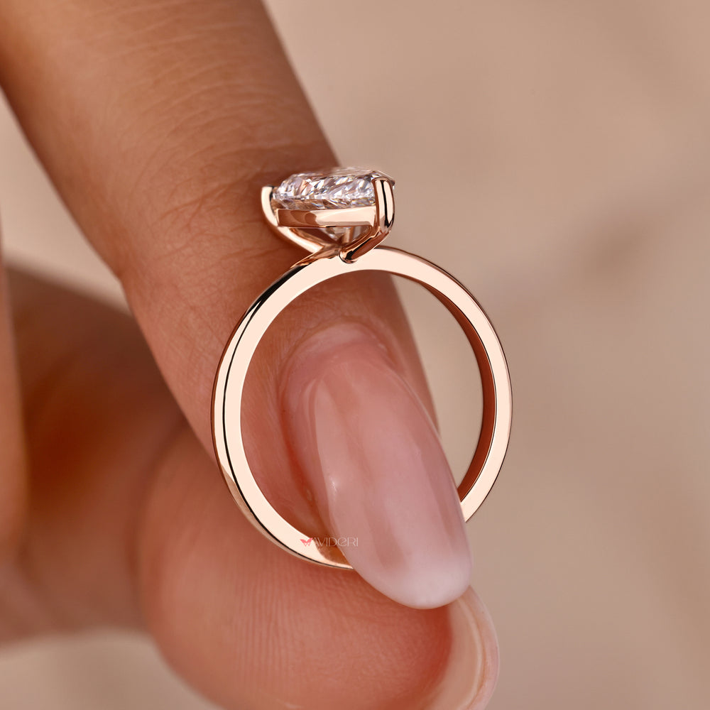Gorgeous rose gold engagement ring with a warm and elegant appeal.
