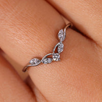 Round Cut Diamond Curved Wedding Ring