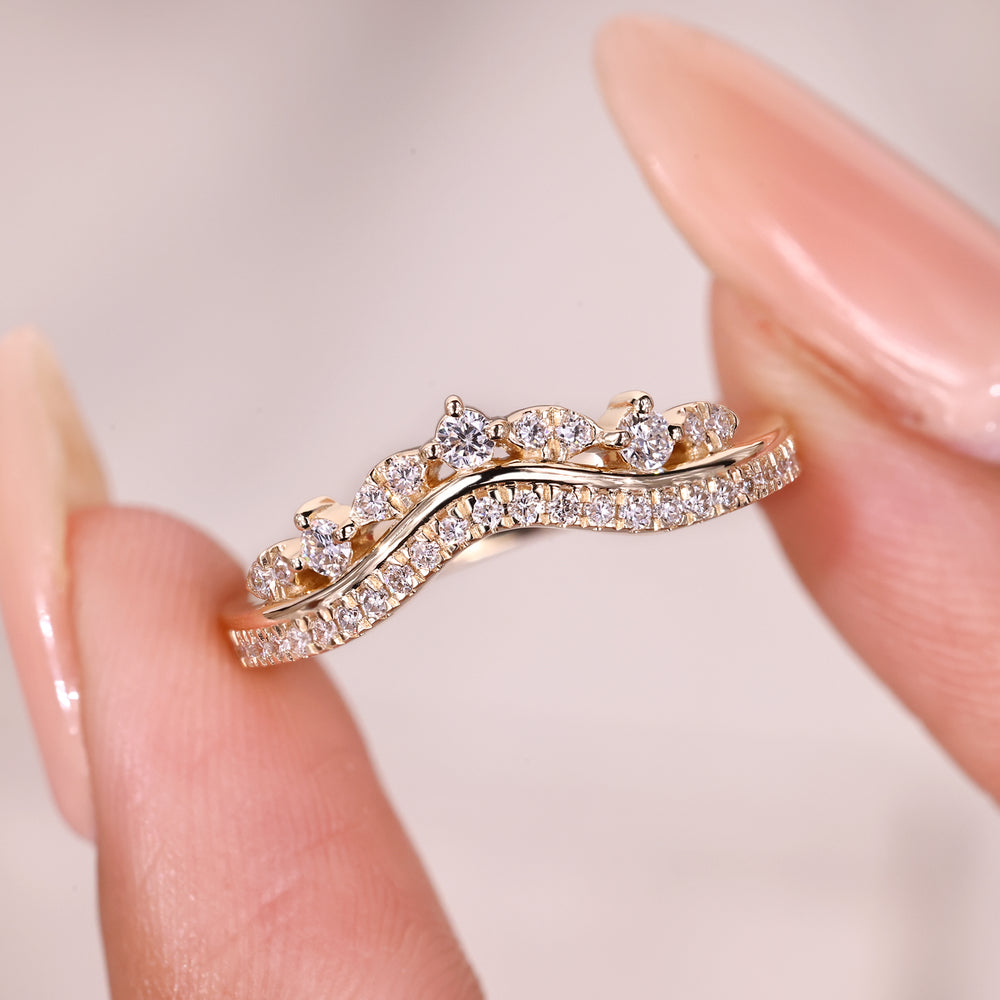 Elegant curved half eternity diamond ring.
