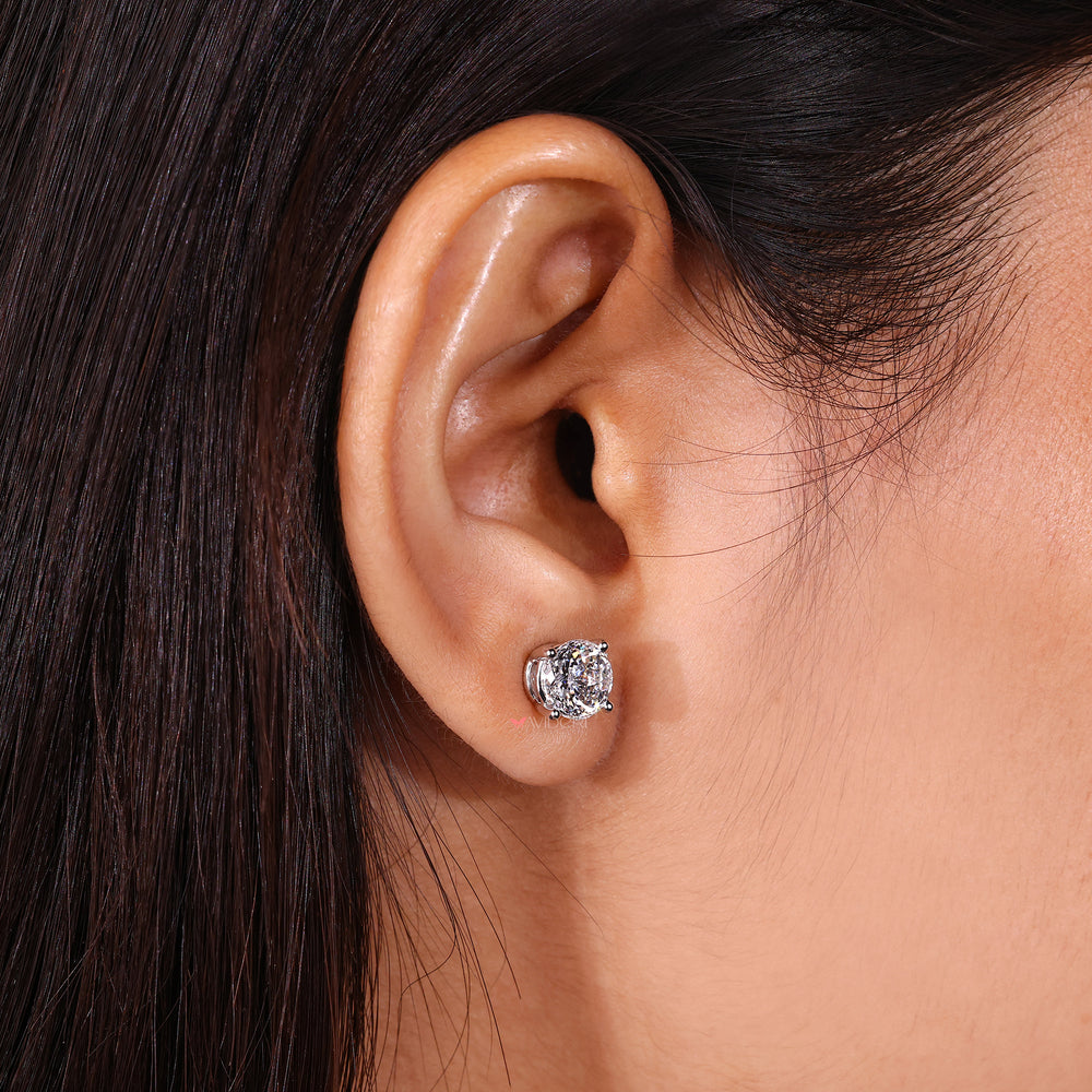 Portuguese cut diamond earrings as anniversary gift for her.
