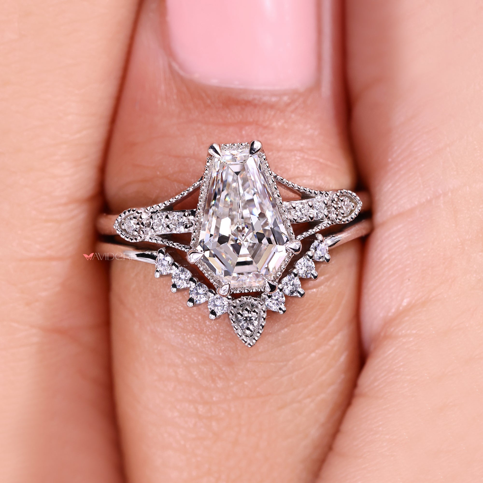 Handmade bridal set with a coffin cut center stone.
